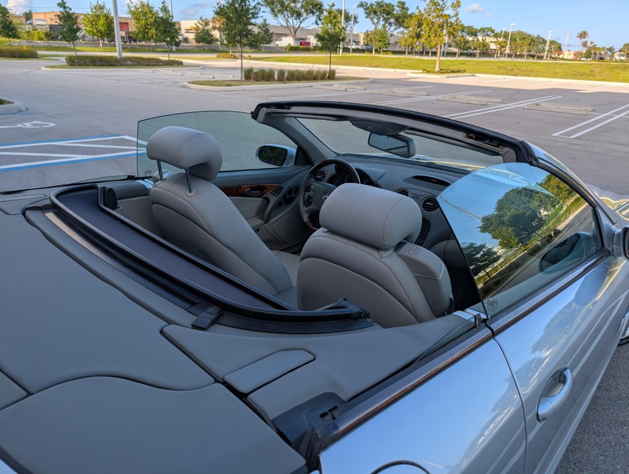 Mercedes-Benz SL-Class SL550 2007