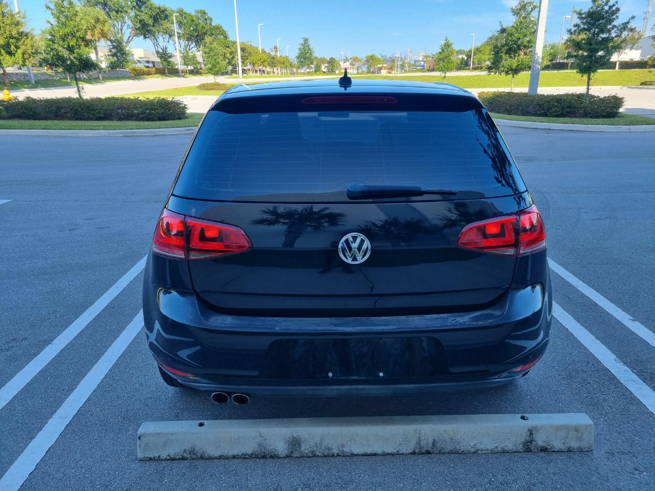 Volkswagen Golf TDI S 6M 2015