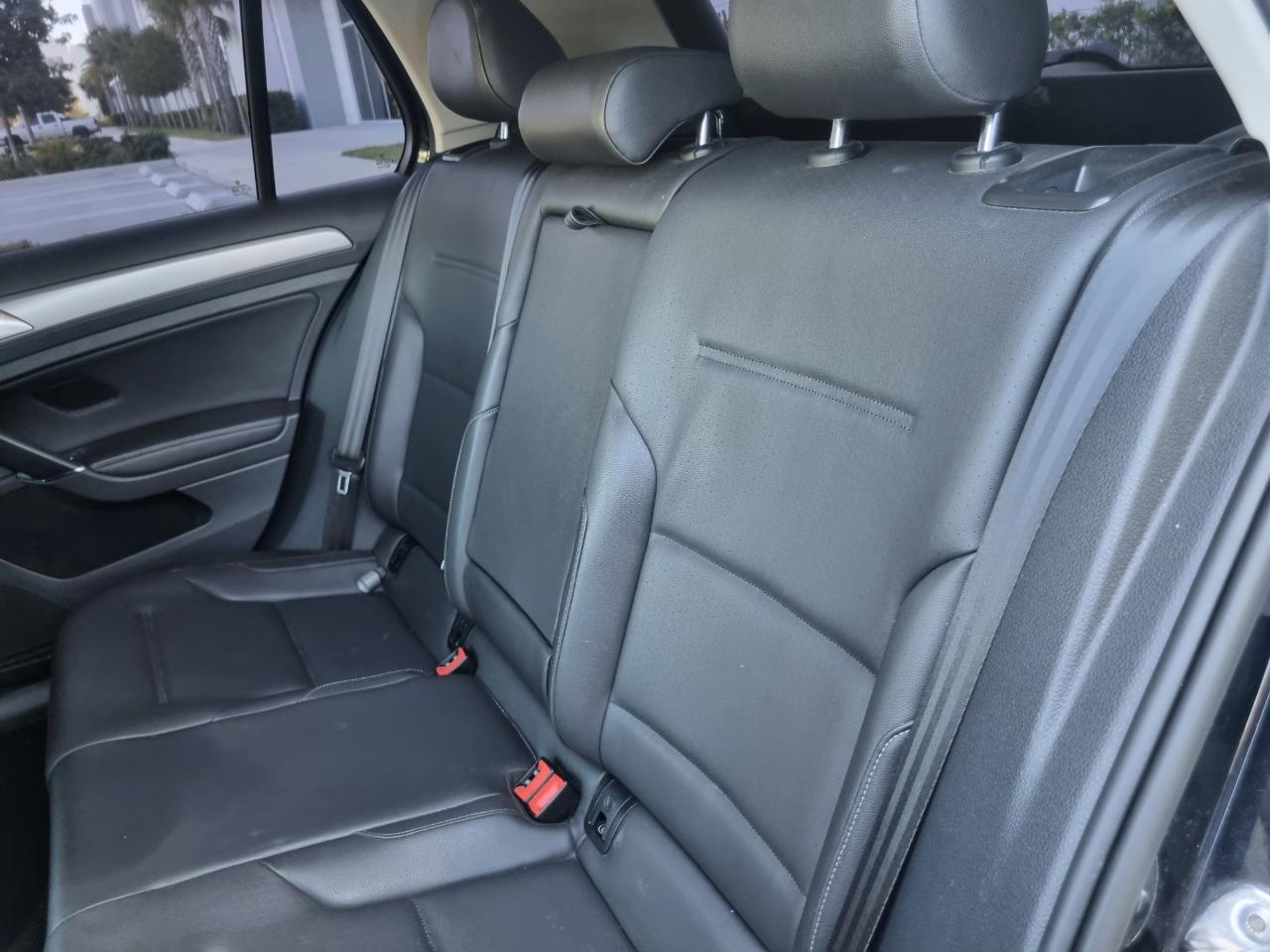 Volkswagen Golf TDI S 6M 2015