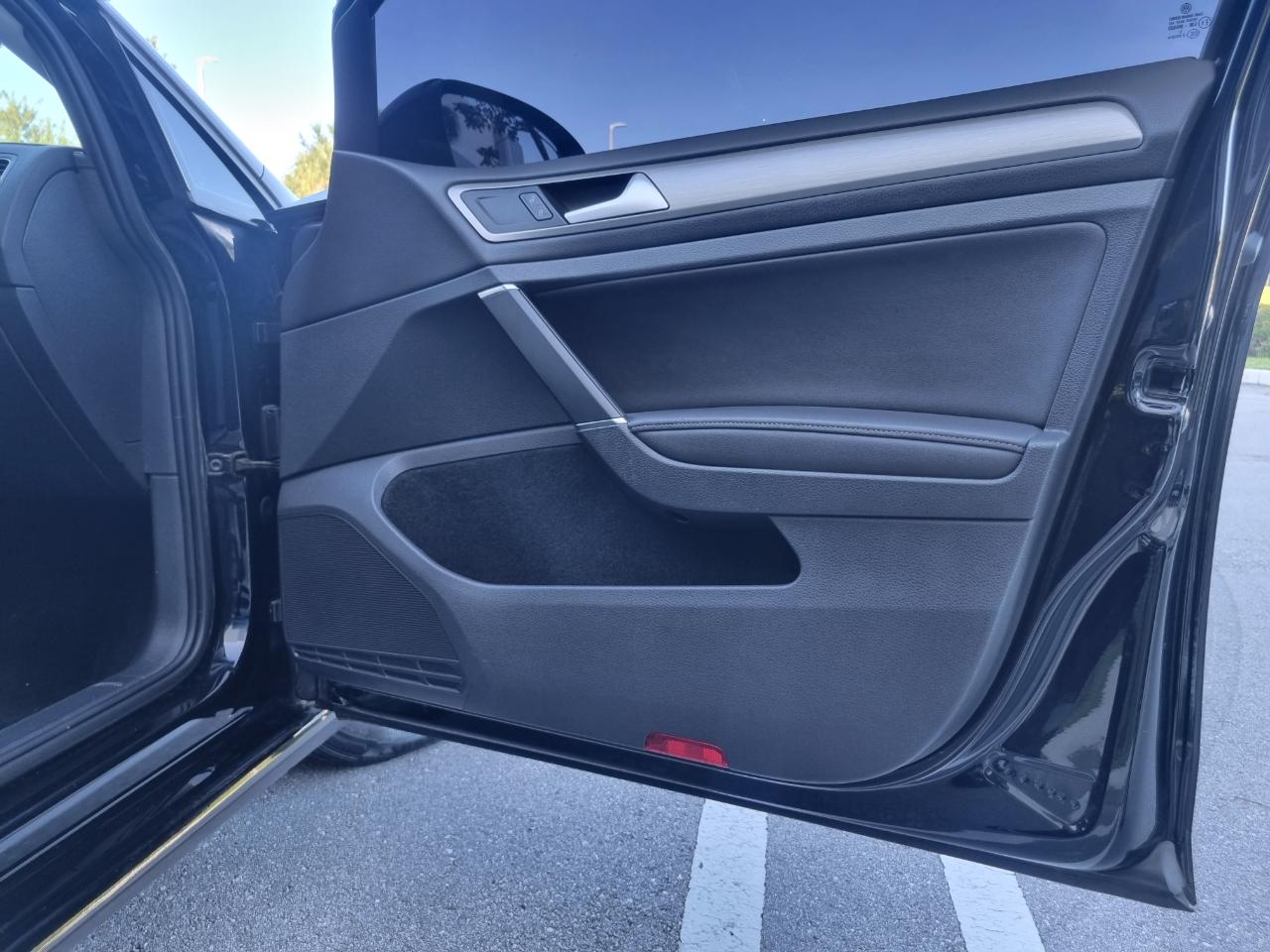 Volkswagen Golf TDI S 6M 2015