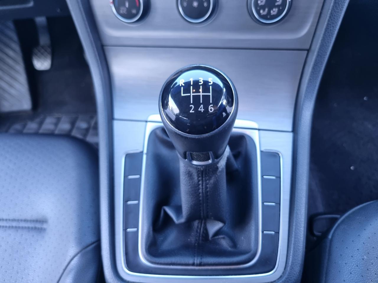 Volkswagen Golf TDI S 6M 2015