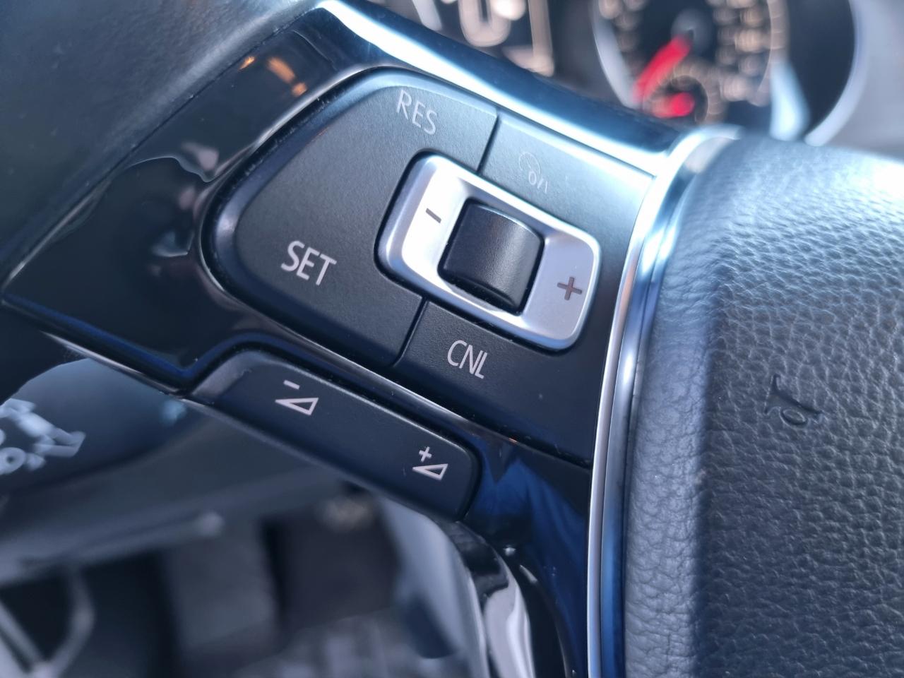 Volkswagen Golf TDI S 6M 2015