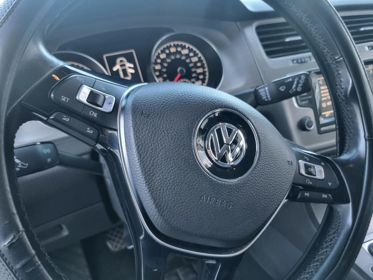 Volkswagen Golf TDI S 6M 2015
