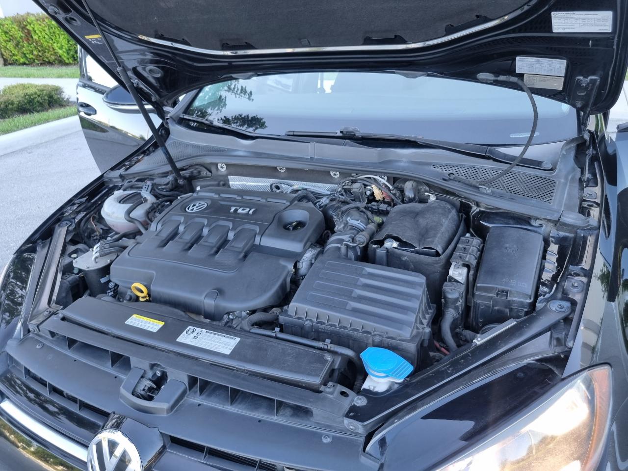 Volkswagen Golf TDI S 6M 2015
