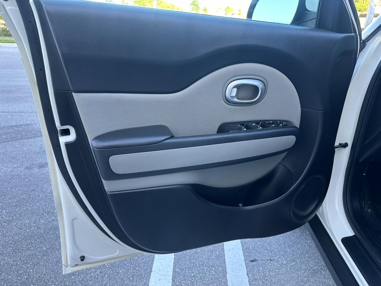 Kia Soul Base 6A 2019