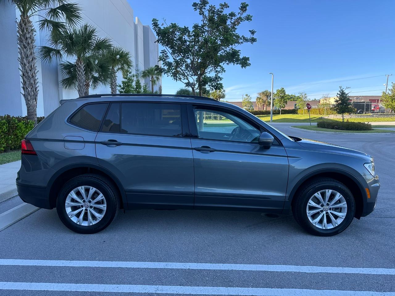 Volkswagen Tiguan S 4Motion 2020