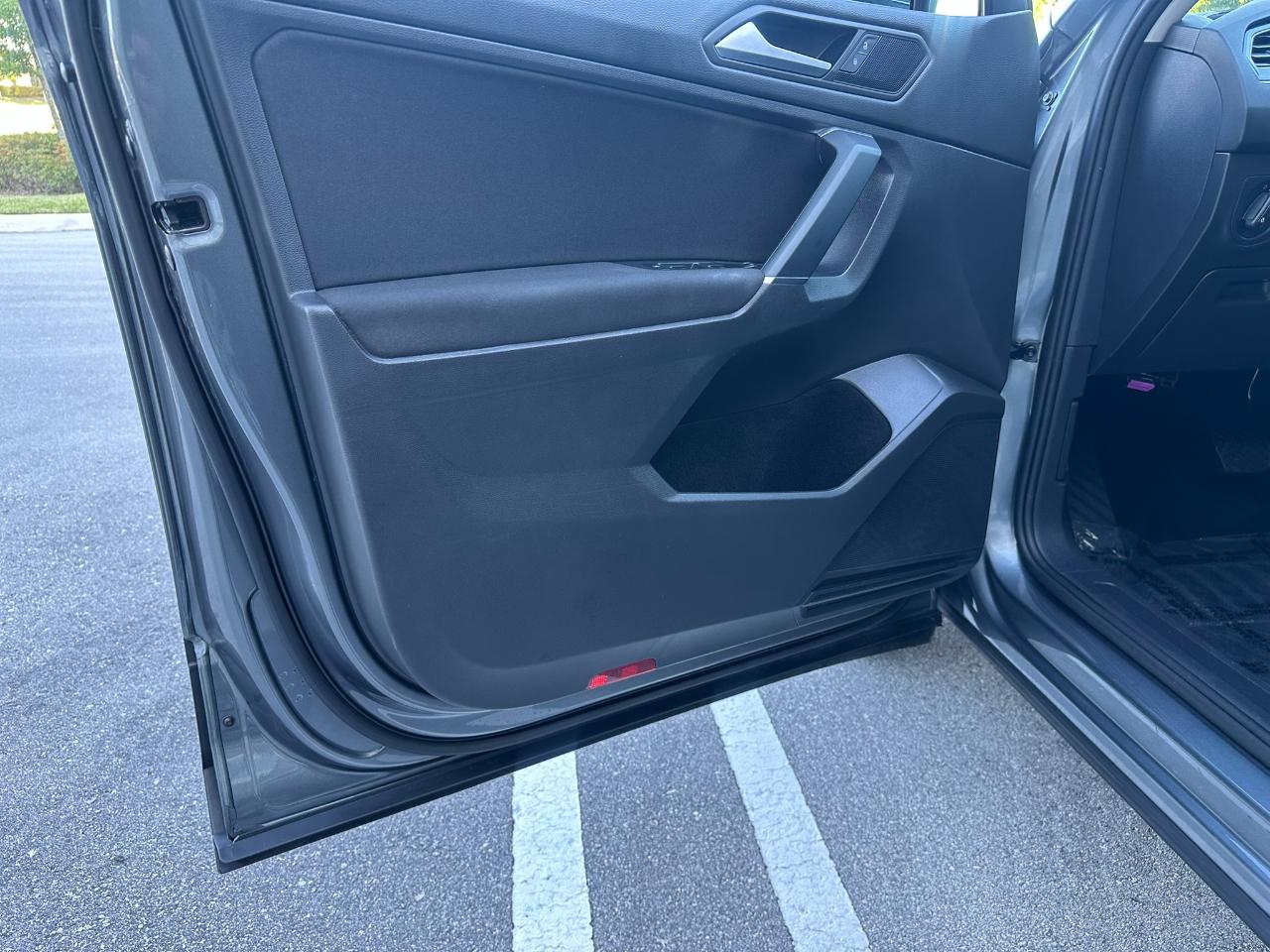 Volkswagen Tiguan S 4Motion 2020