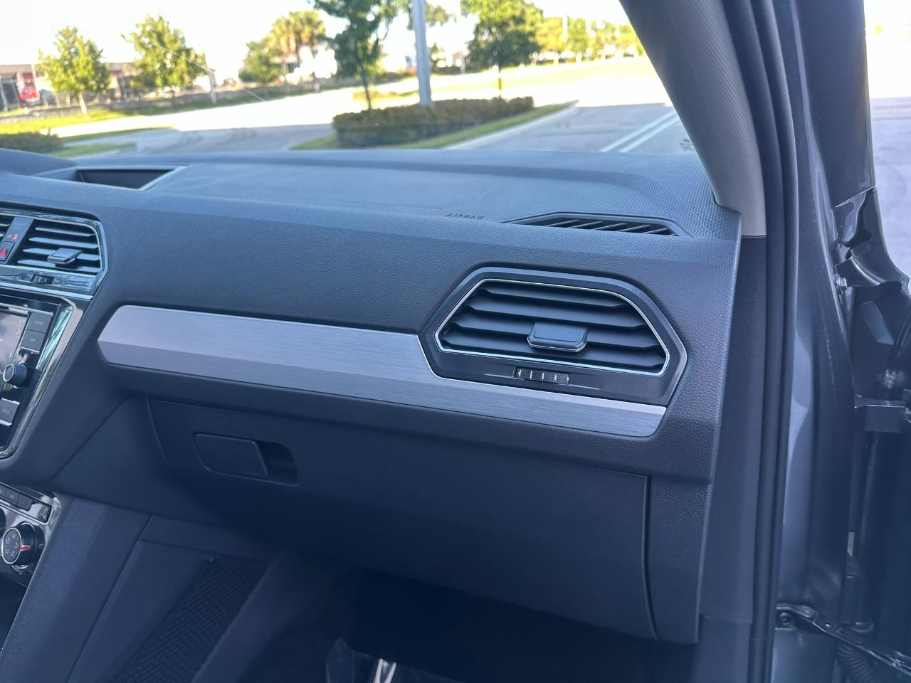 Volkswagen Tiguan S 4Motion 2020