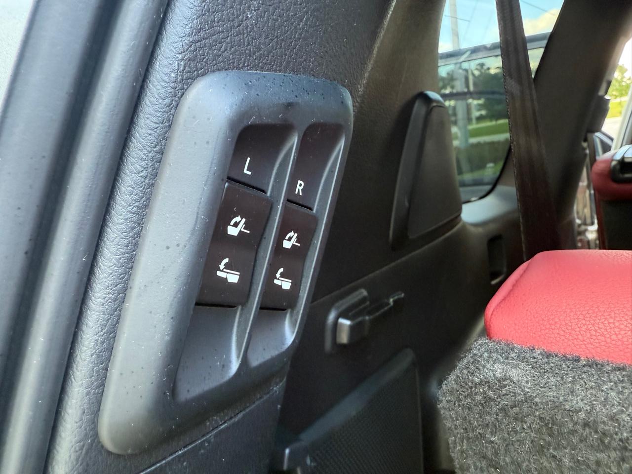 Lexus GX 460 Base 2023