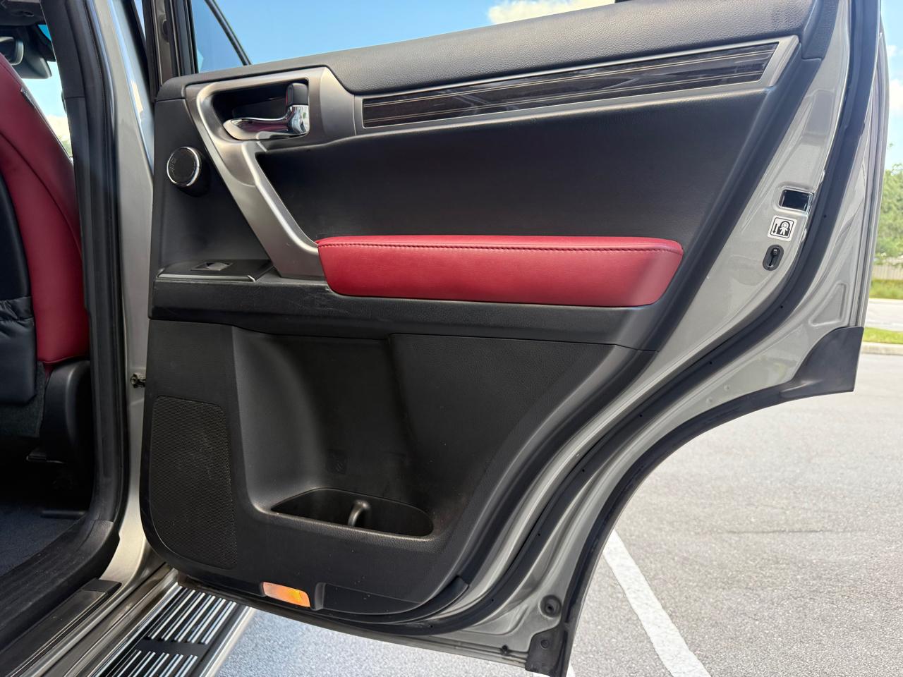 Lexus GX 460 Base 2023