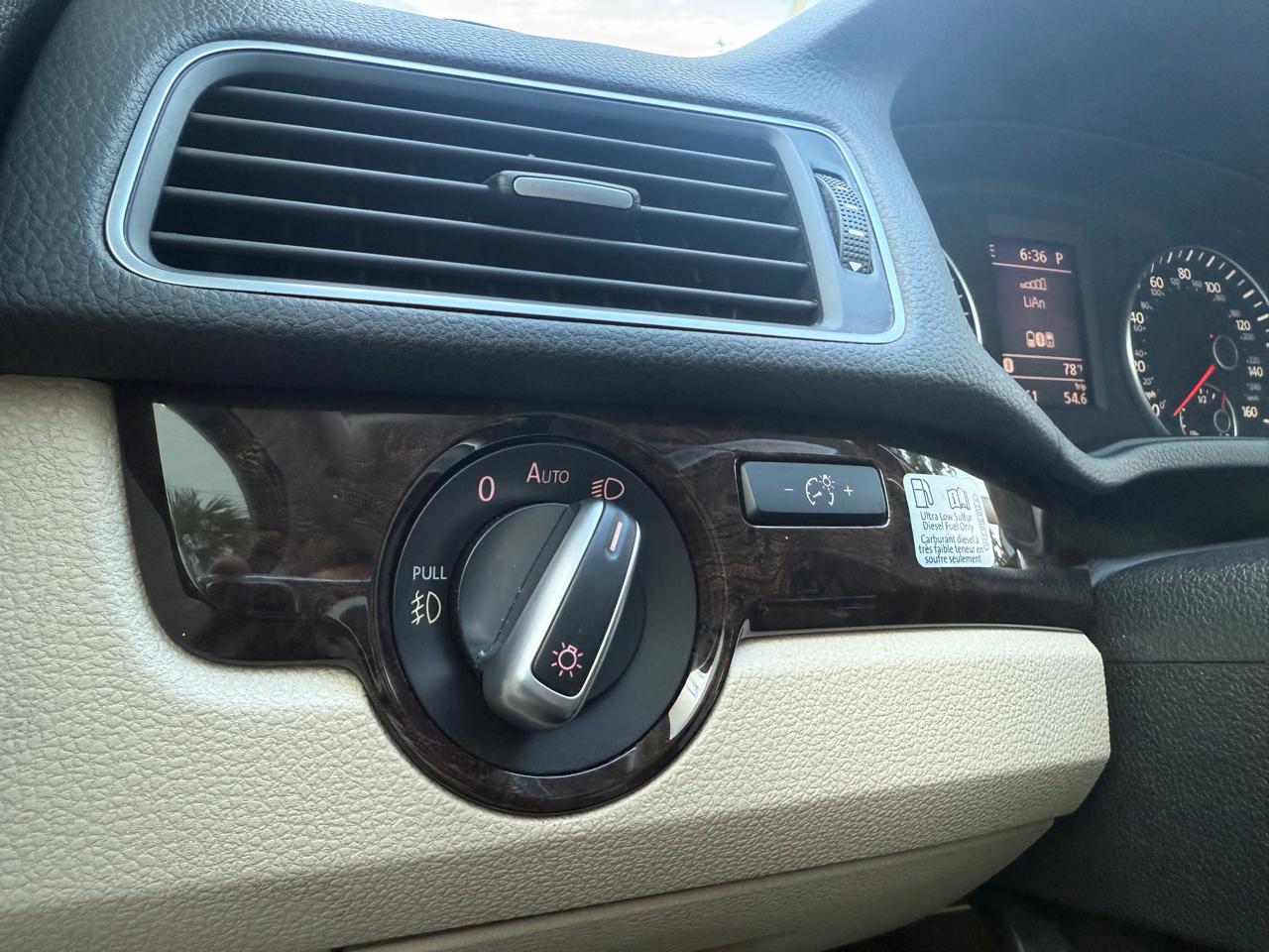 Volkswagen Passat TDI SEL Premium 6A 2015