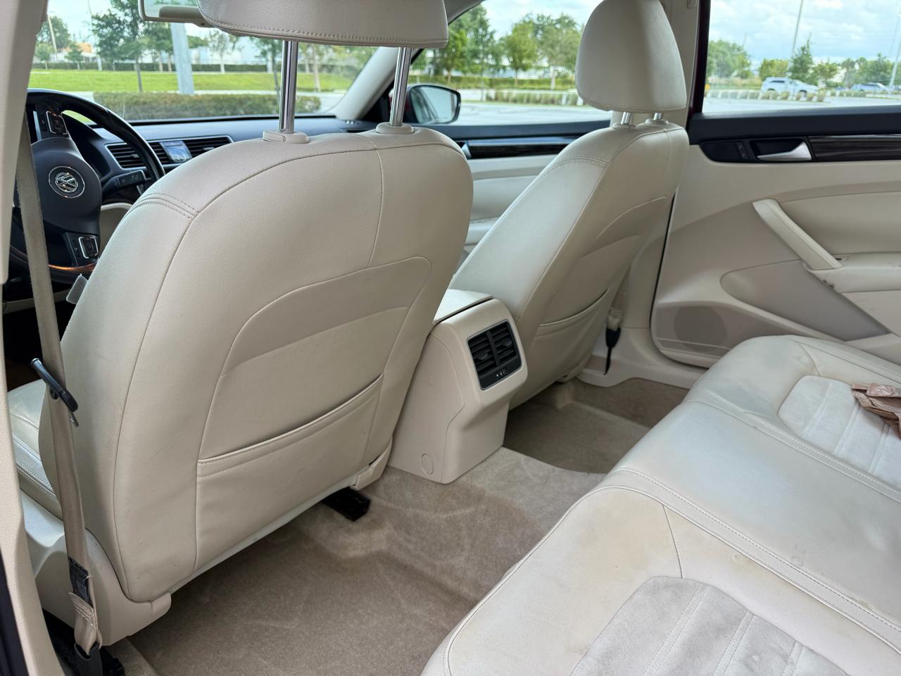 Volkswagen Passat TDI SEL Premium 6A 2015