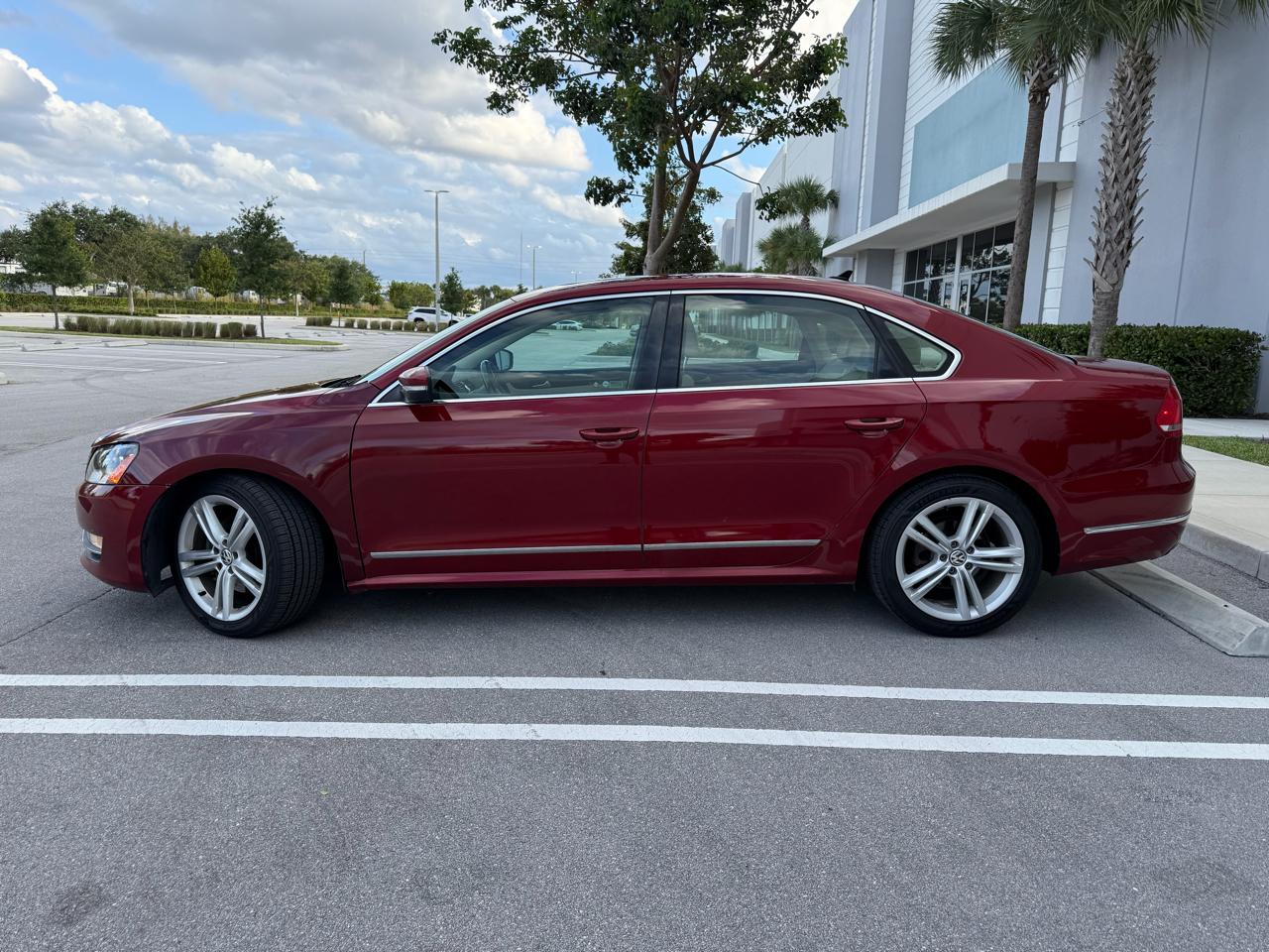 Volkswagen Passat TDI SEL Premium 6A 2015