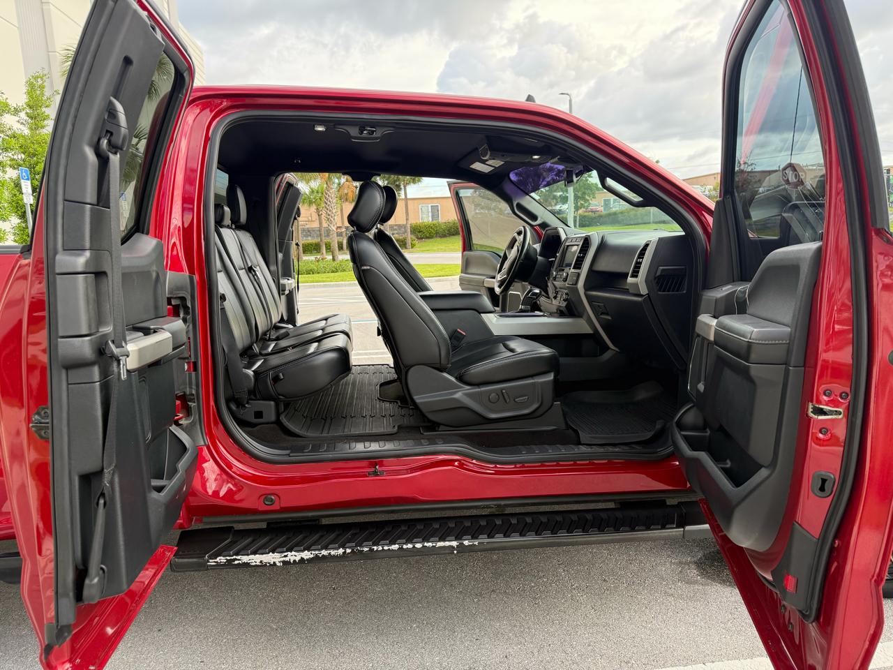 Ford F150 Lariat 2020