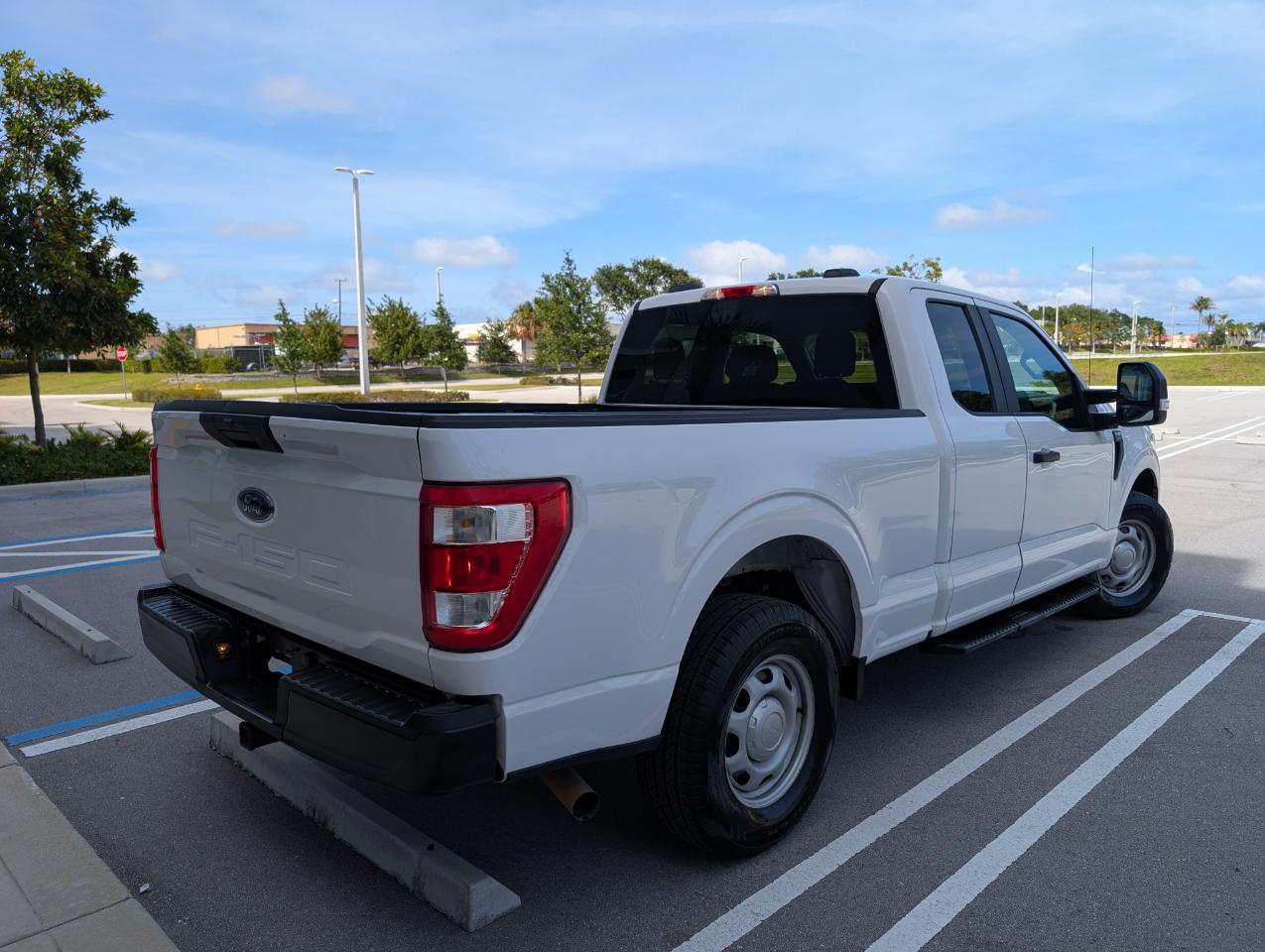Ford F-150 XL SuperCab 6.5-ft. Bed 2WD 2021