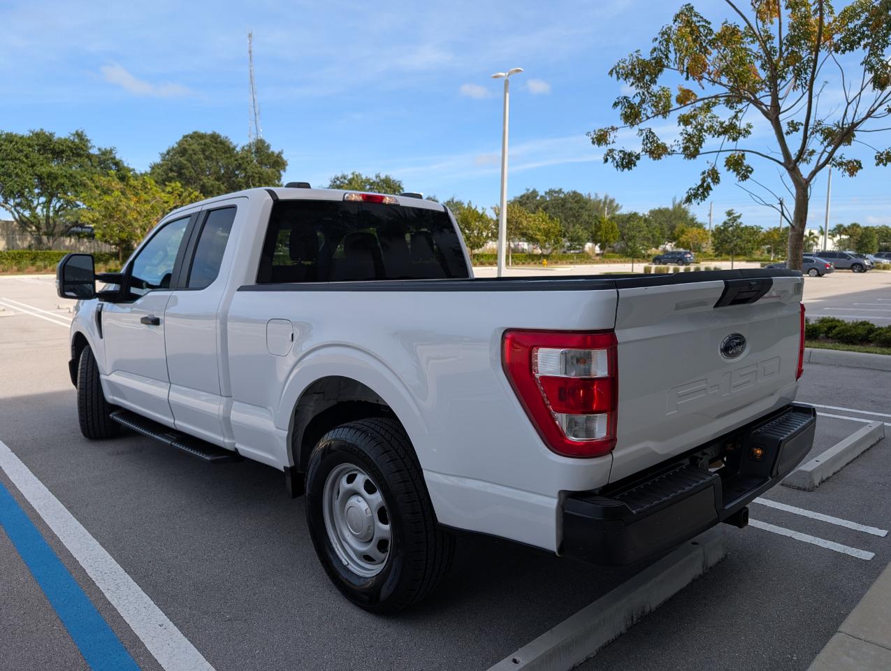 Ford F-150 XL SuperCab 6.5-ft. Bed 2WD 2021
