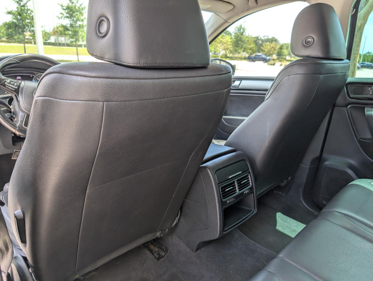 Volkswagen Touareg V6 TDI 2011