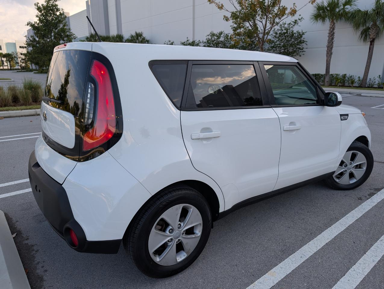 Kia Soul Base 6A 2016