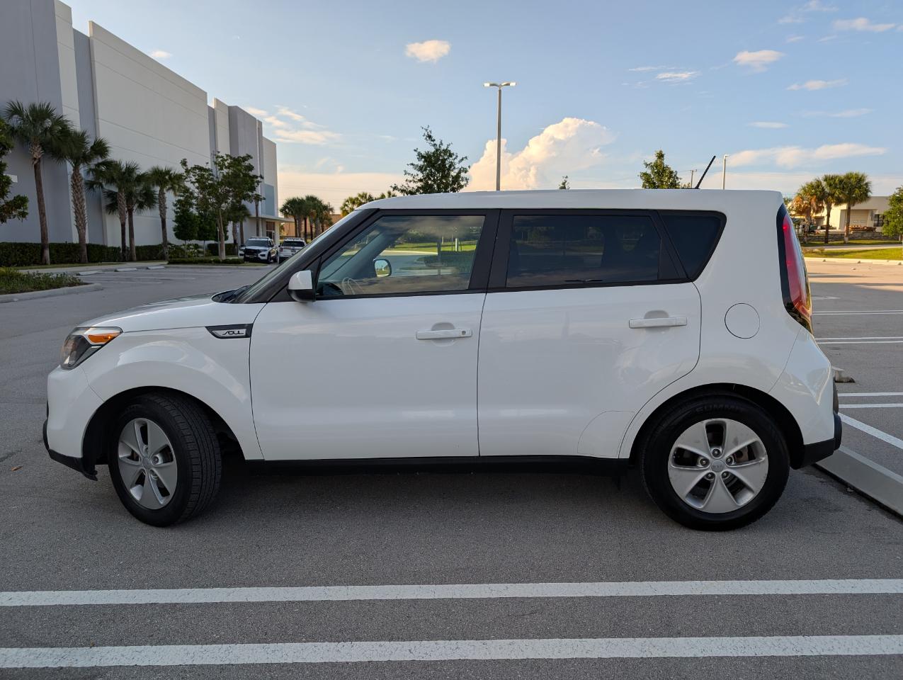 Kia Soul Base 6A 2016