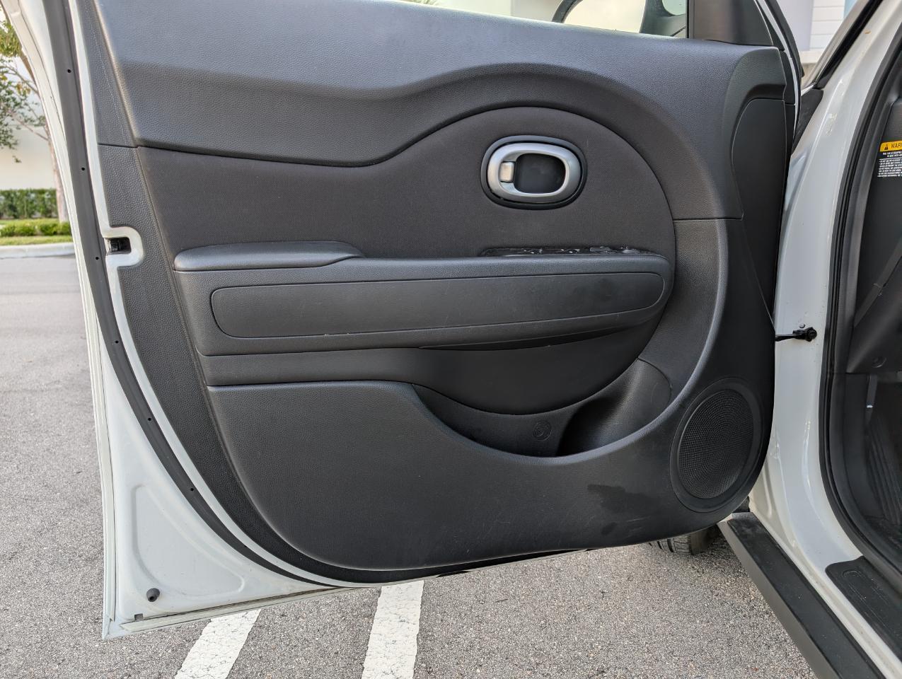 Kia Soul Base 6A 2016