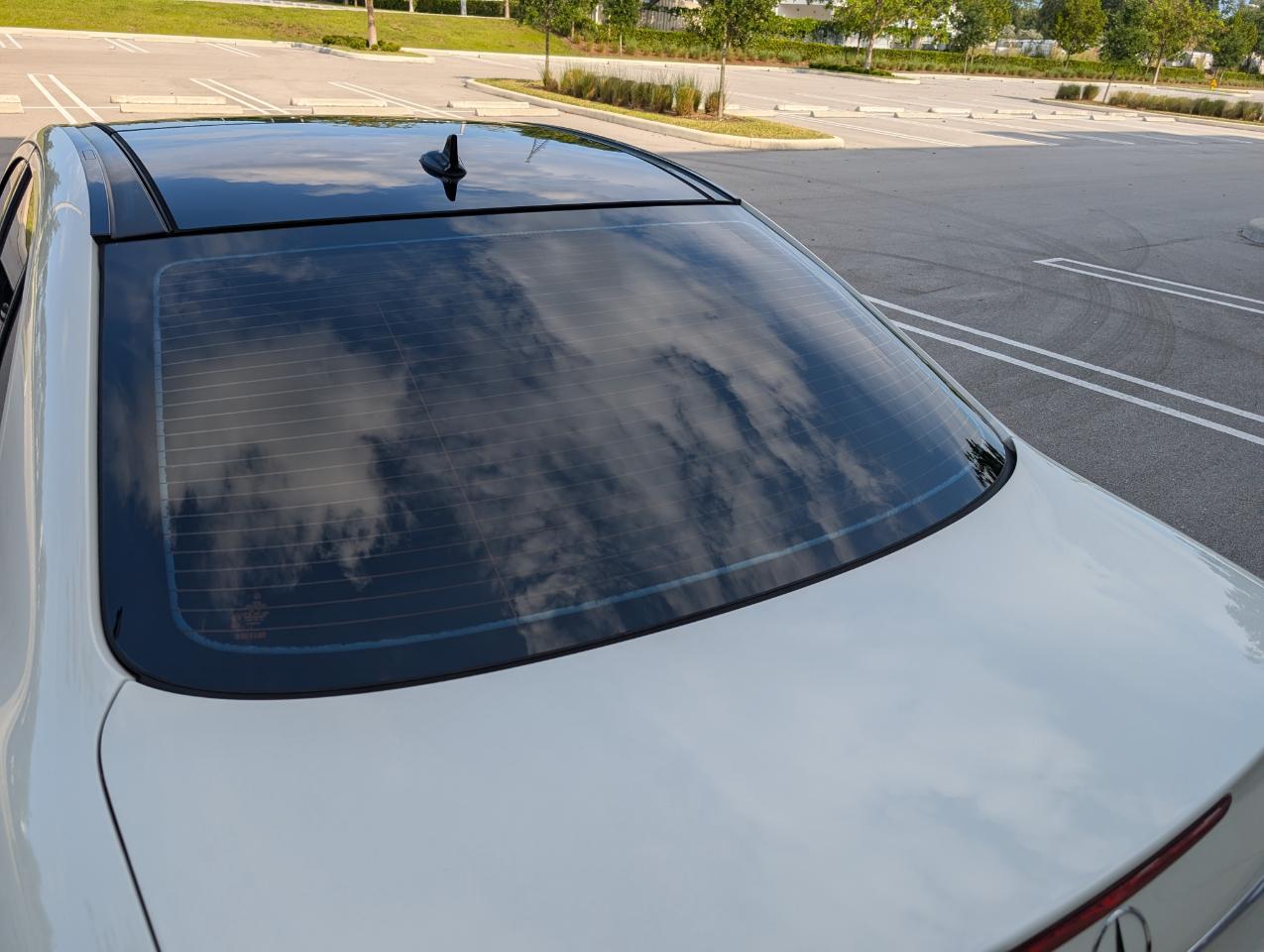 Mercedes-Benz E-Class E350 Luxury Sedan 2009