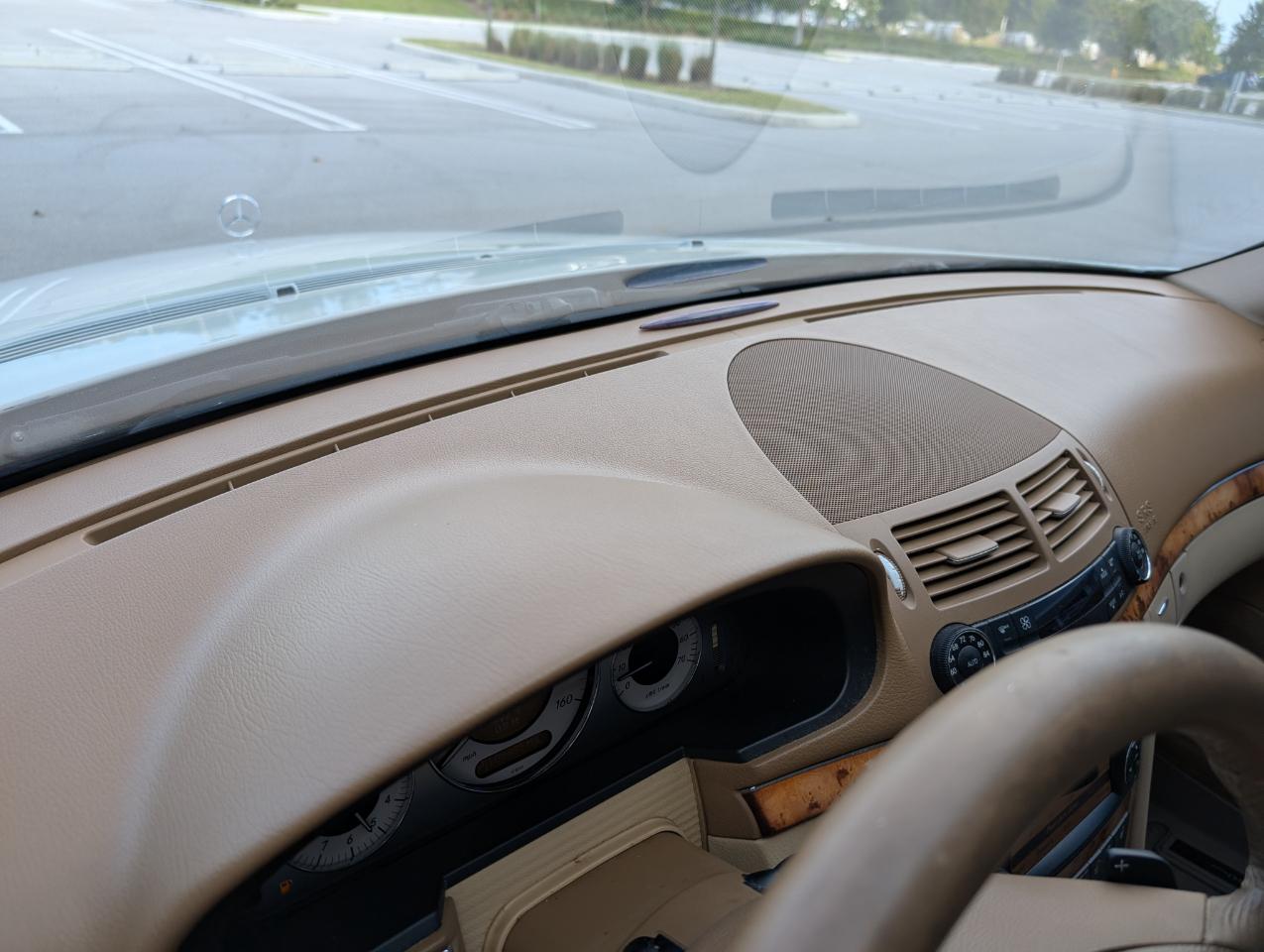 Mercedes-Benz E-Class E350 Luxury Sedan 2009