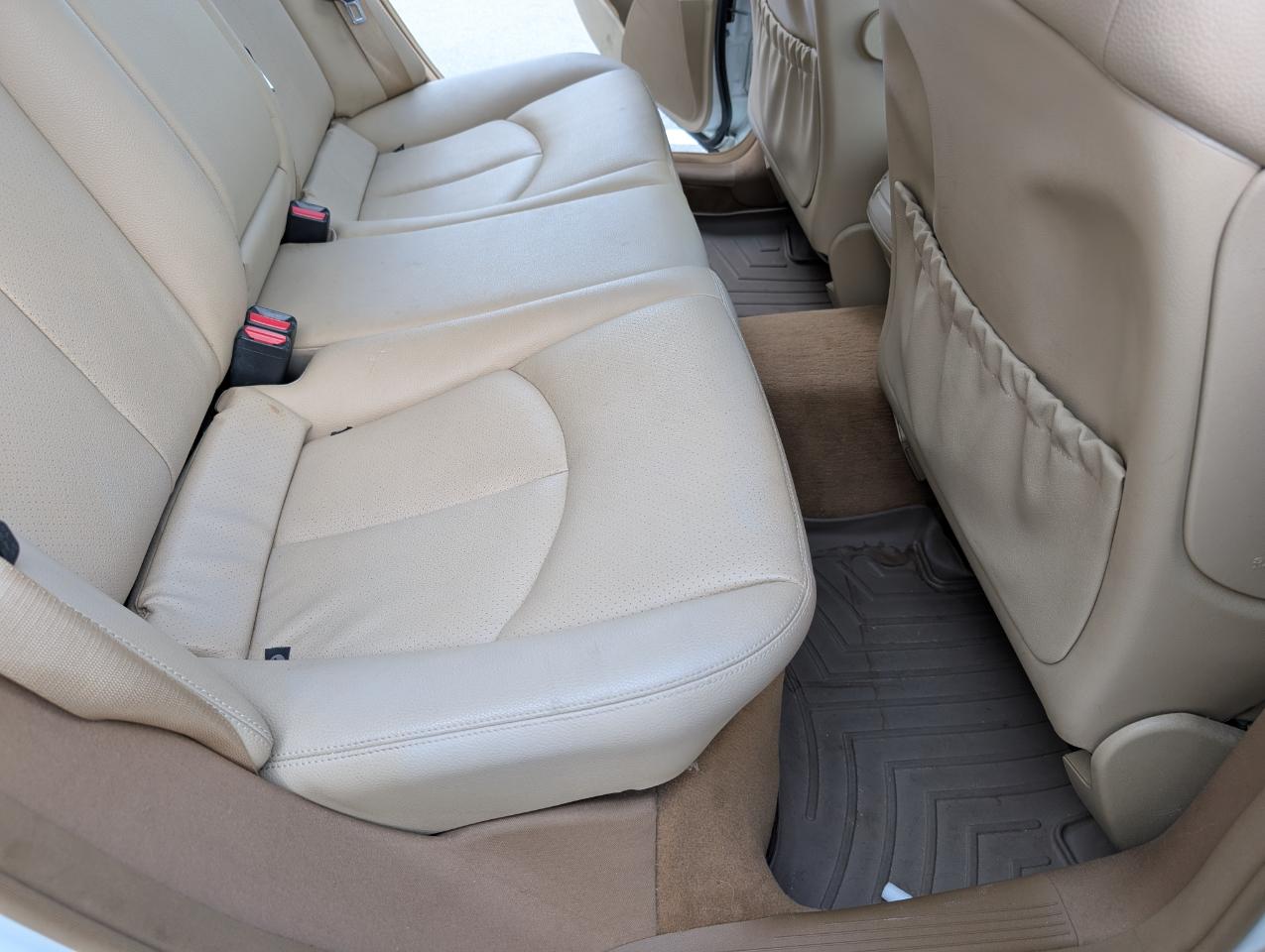 Mercedes-Benz E-Class E350 Luxury Sedan 2009