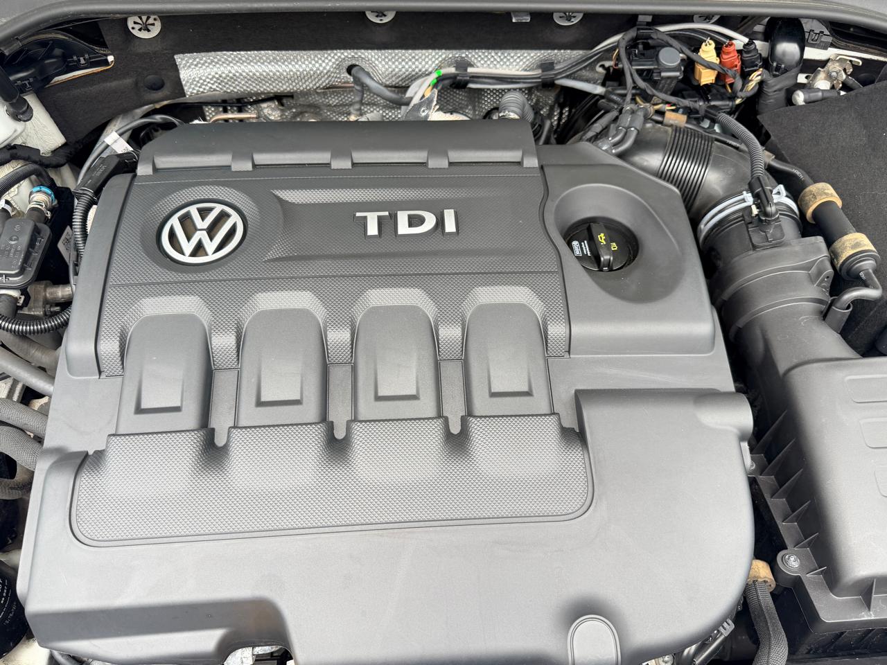 Volkswagen Golf SportWagen TDI S 6M 2015