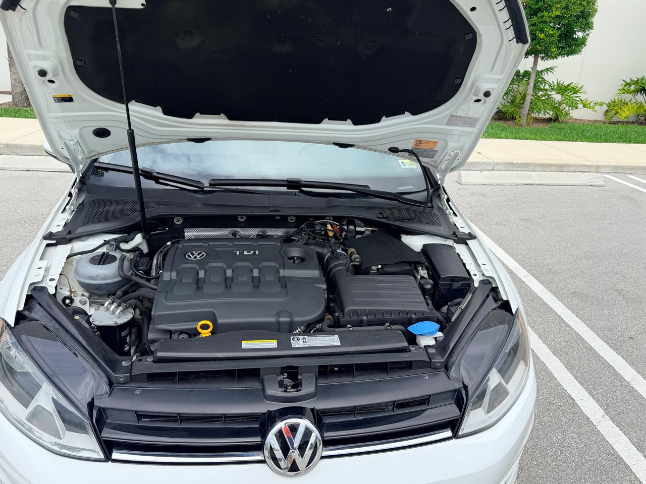 Volkswagen Golf SportWagen TDI S 6M 2015