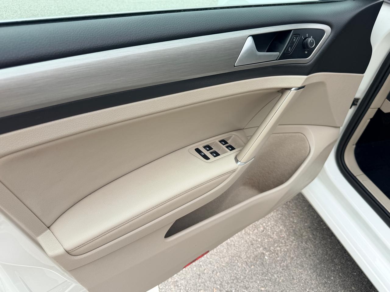 Volkswagen Golf SportWagen TDI S 6M 2015