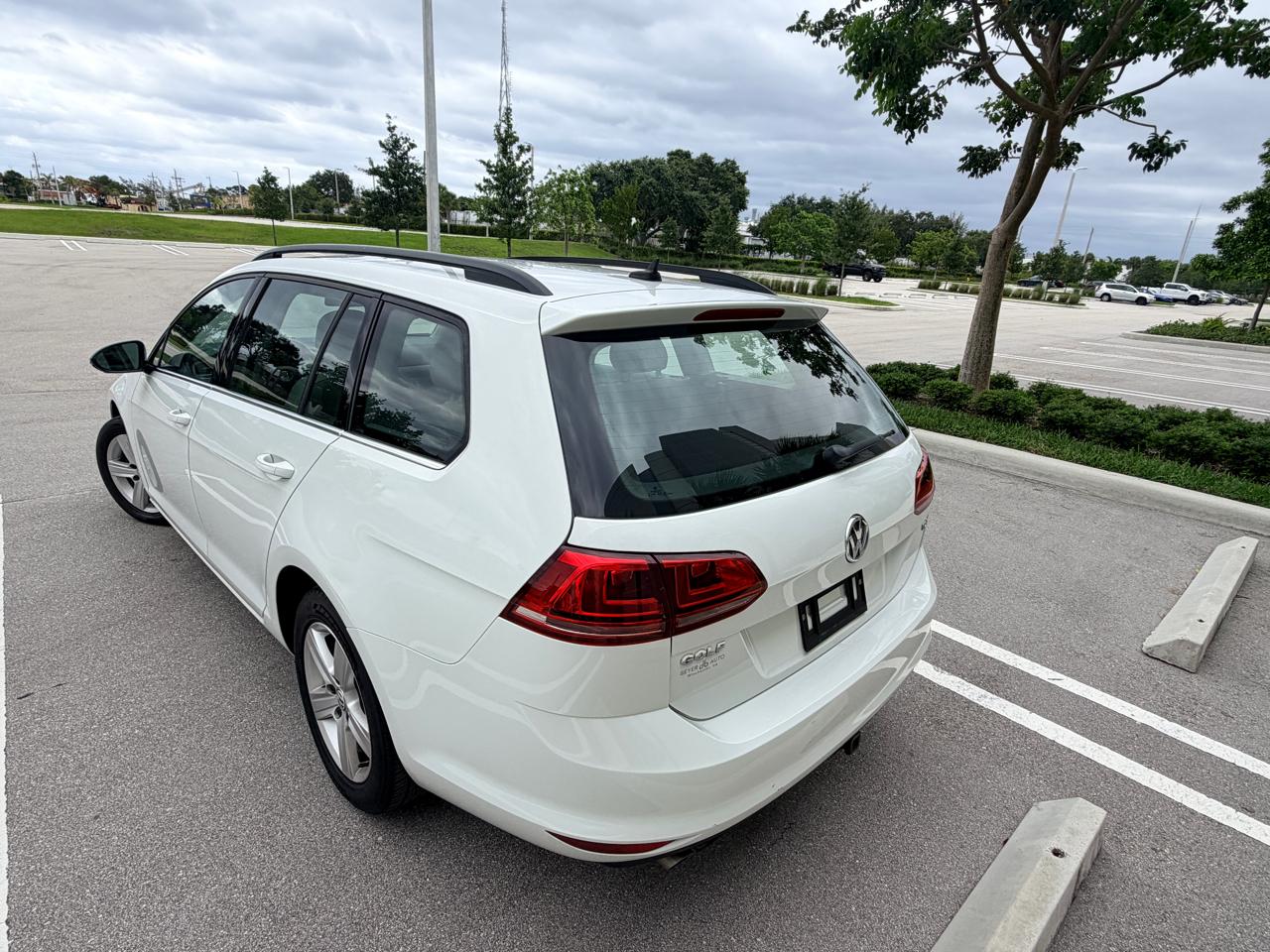 Volkswagen Golf SportWagen TDI S 6M 2015