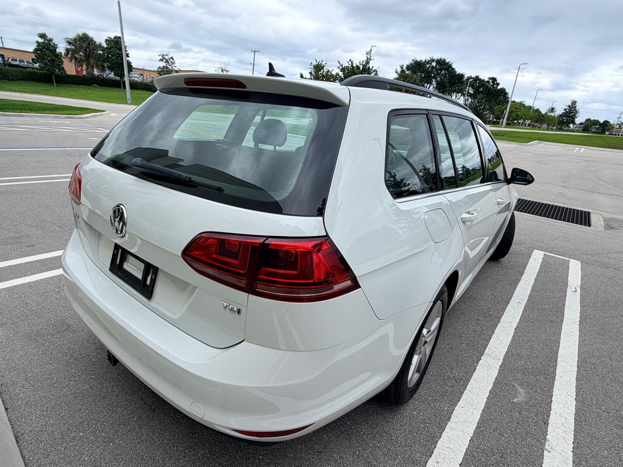 Volkswagen Golf SportWagen TDI S 6M 2015