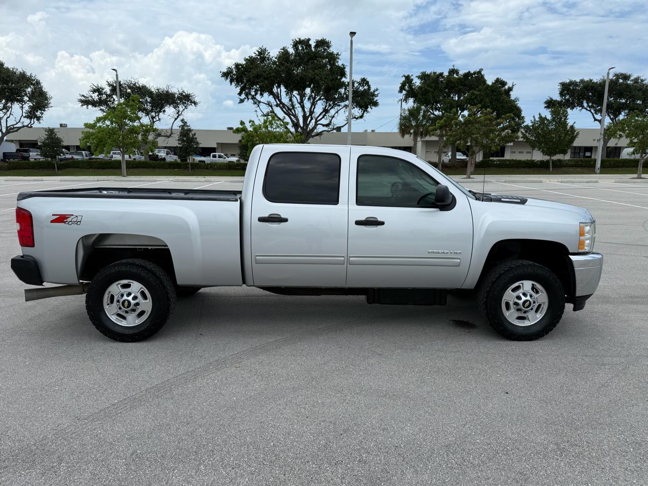Chevrolet Silverado 2500HD LT Crew Cab 4WD 2014