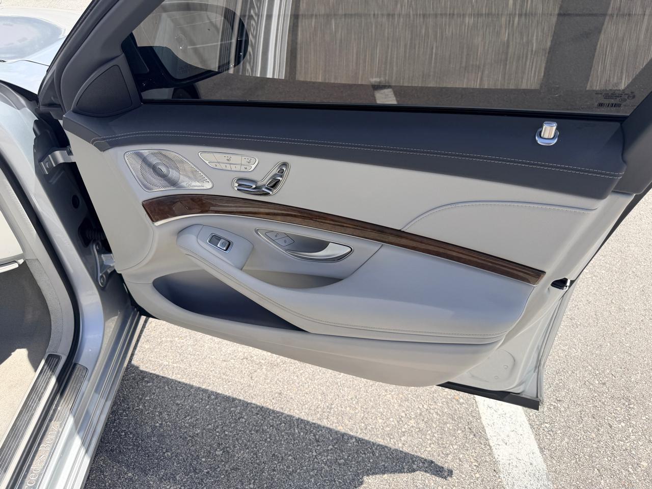 Mercedes-Benz S-Class S550 4MATIC 2017