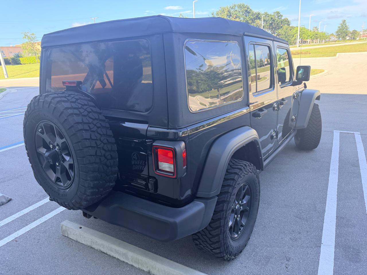Jeep Wrangler Willys Unlimited 4x4 2022
