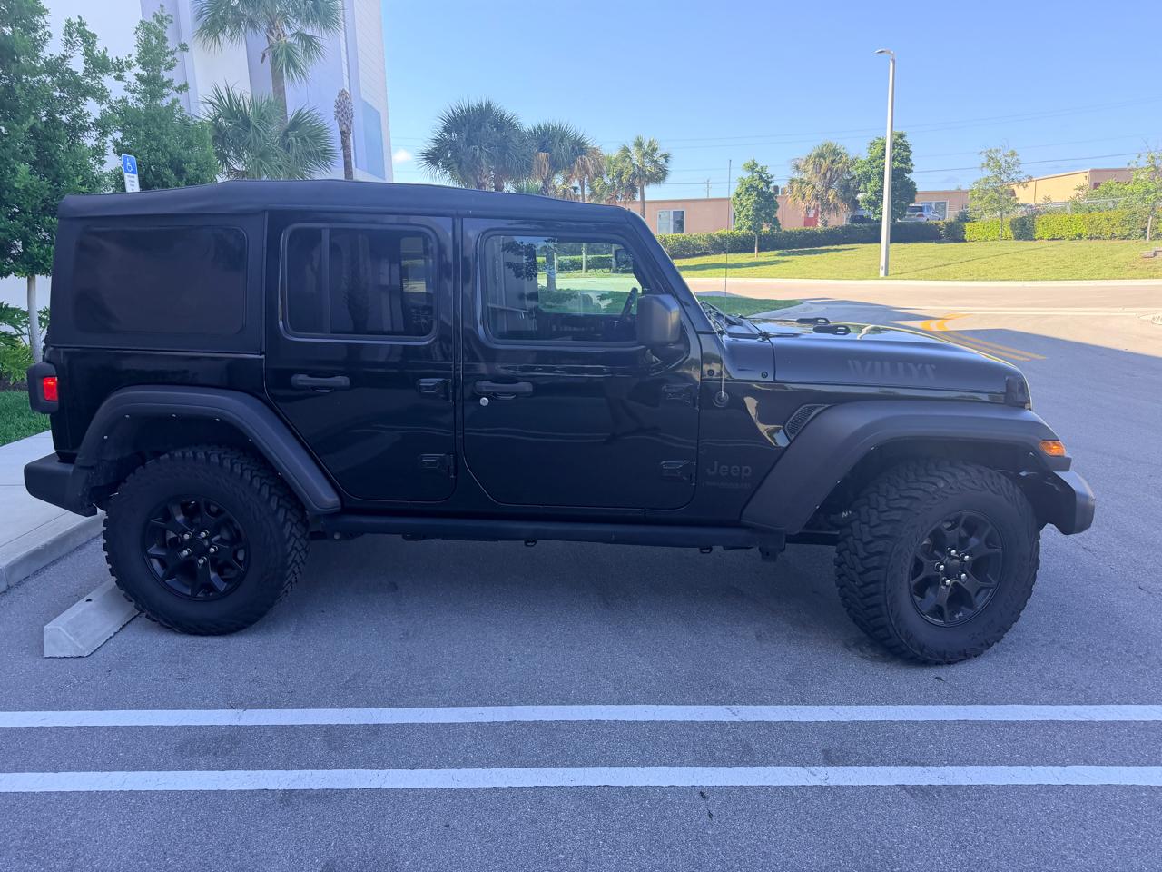 Jeep Wrangler Willys Unlimited 4x4 2022