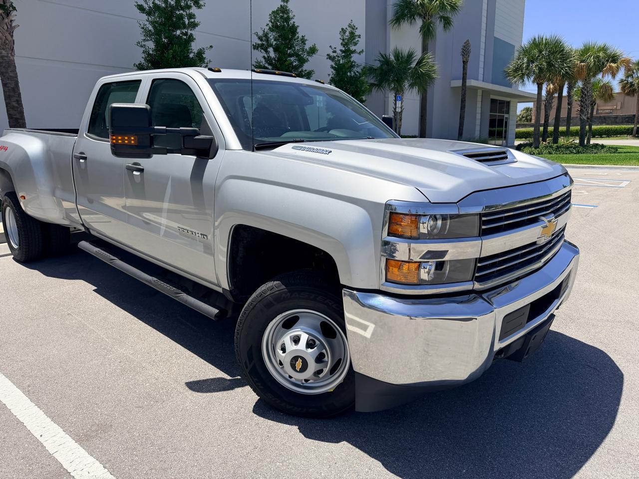 Chevrolet Silverado 3500HD Work Truck Crew Cab 4WD 2018