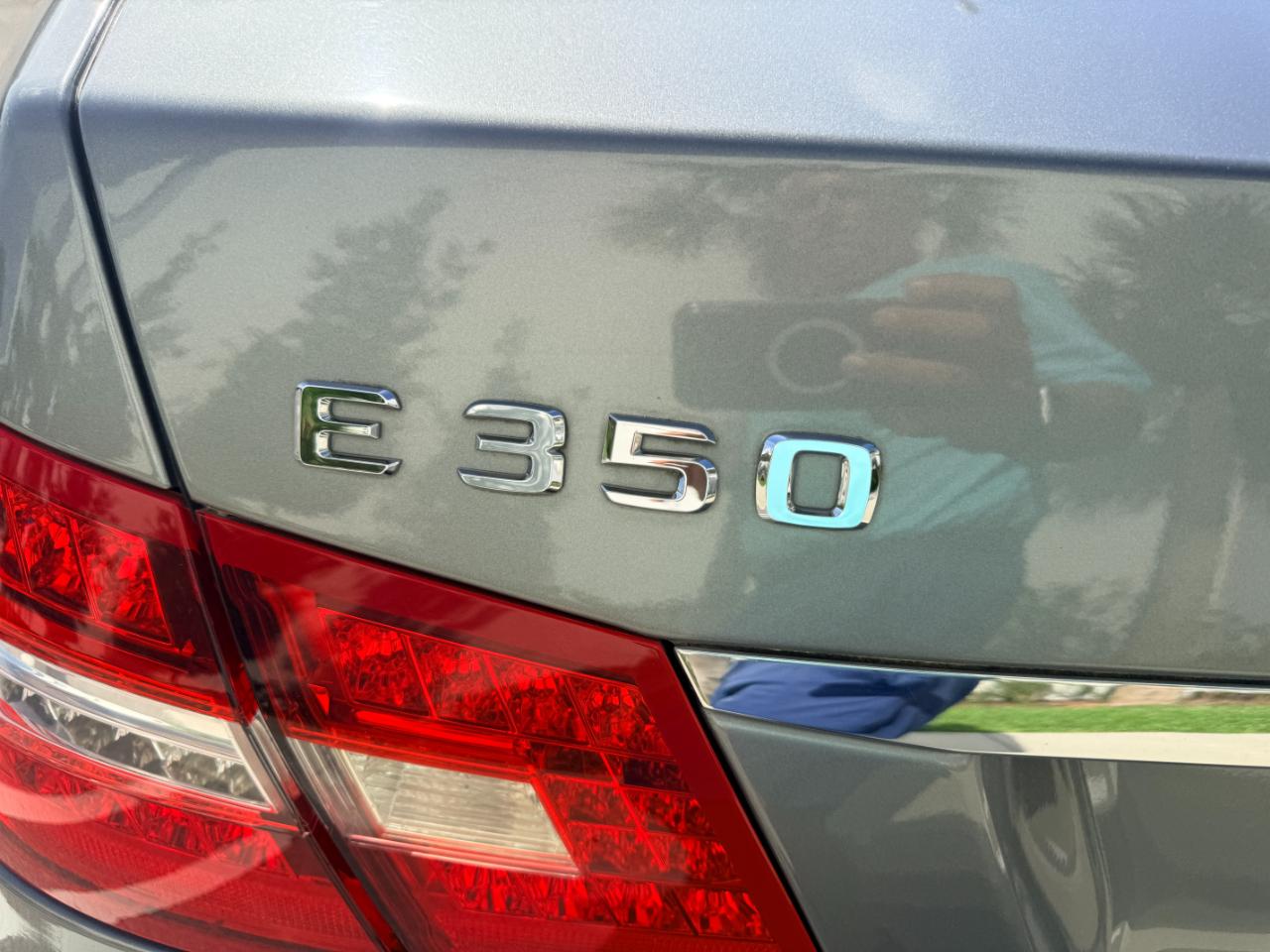 Mercedes-Benz E-Class E350 BlueTEC Sedan 2011
