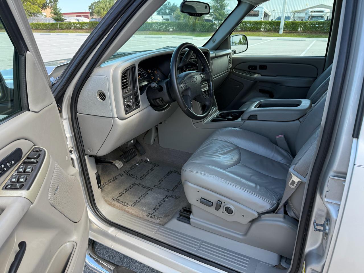 Chevrolet Silverado 2500HD LS Crew Cab 2WD 2006