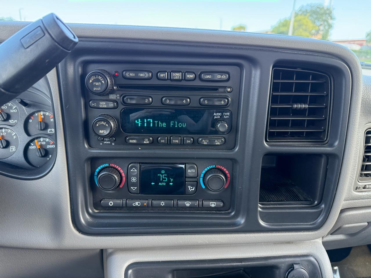 Chevrolet Silverado 2500HD LS Crew Cab 2WD 2006