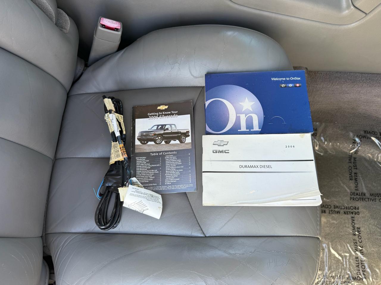 Chevrolet Silverado 2500HD LS Crew Cab 2WD 2006