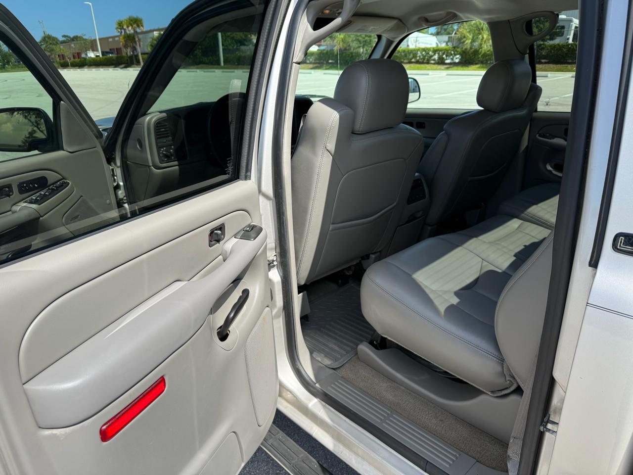 Chevrolet Silverado 2500HD LS Crew Cab 2WD 2006