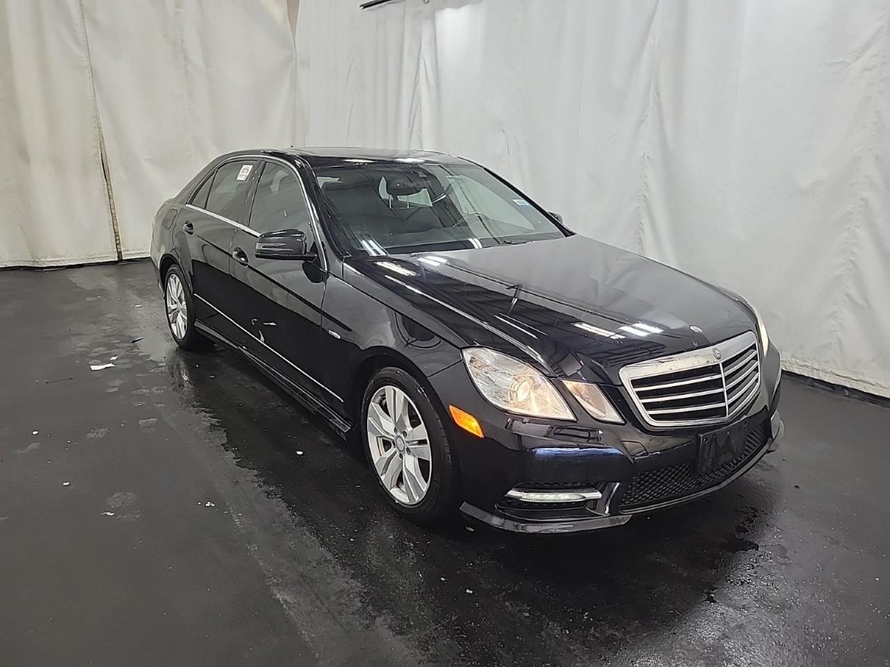 Mercedes-Benz E-Class E350 BlueTEC Sedan 2012