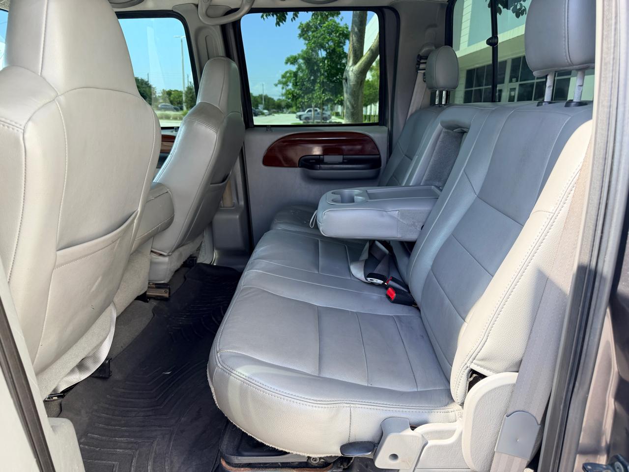 Ford F-350 SD XLT Crew Cab Long Bed 4WD 2006