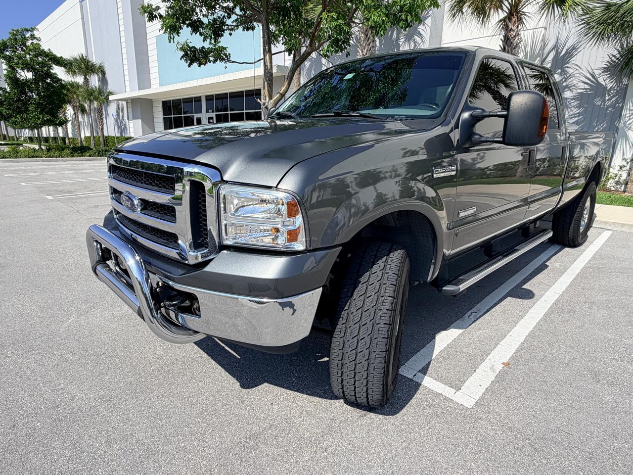 Ford F-350 SD XLT Crew Cab Long Bed 4WD 2006
