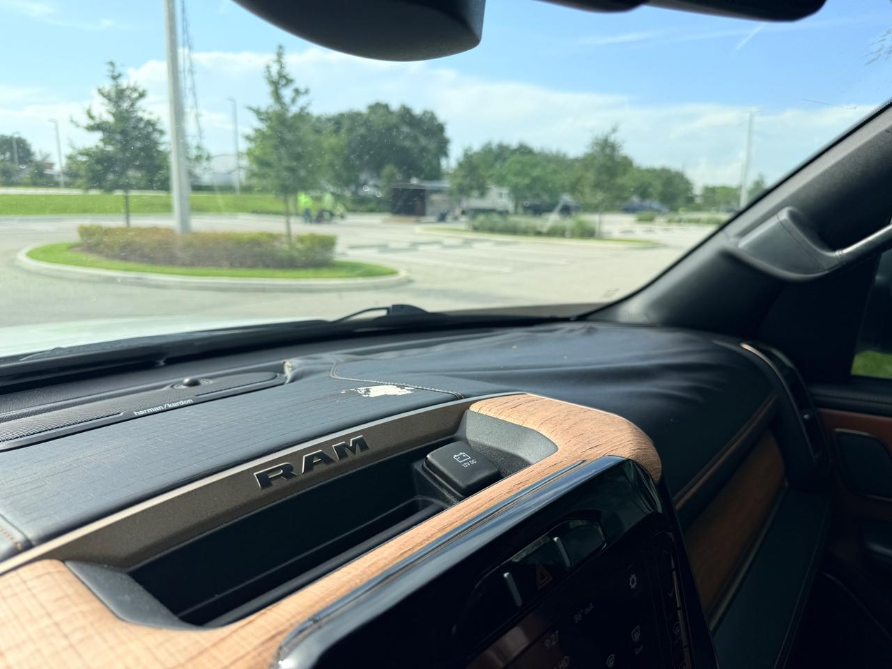 RAM 1500 Longhorn Crew Cab SWB 4WD 2020