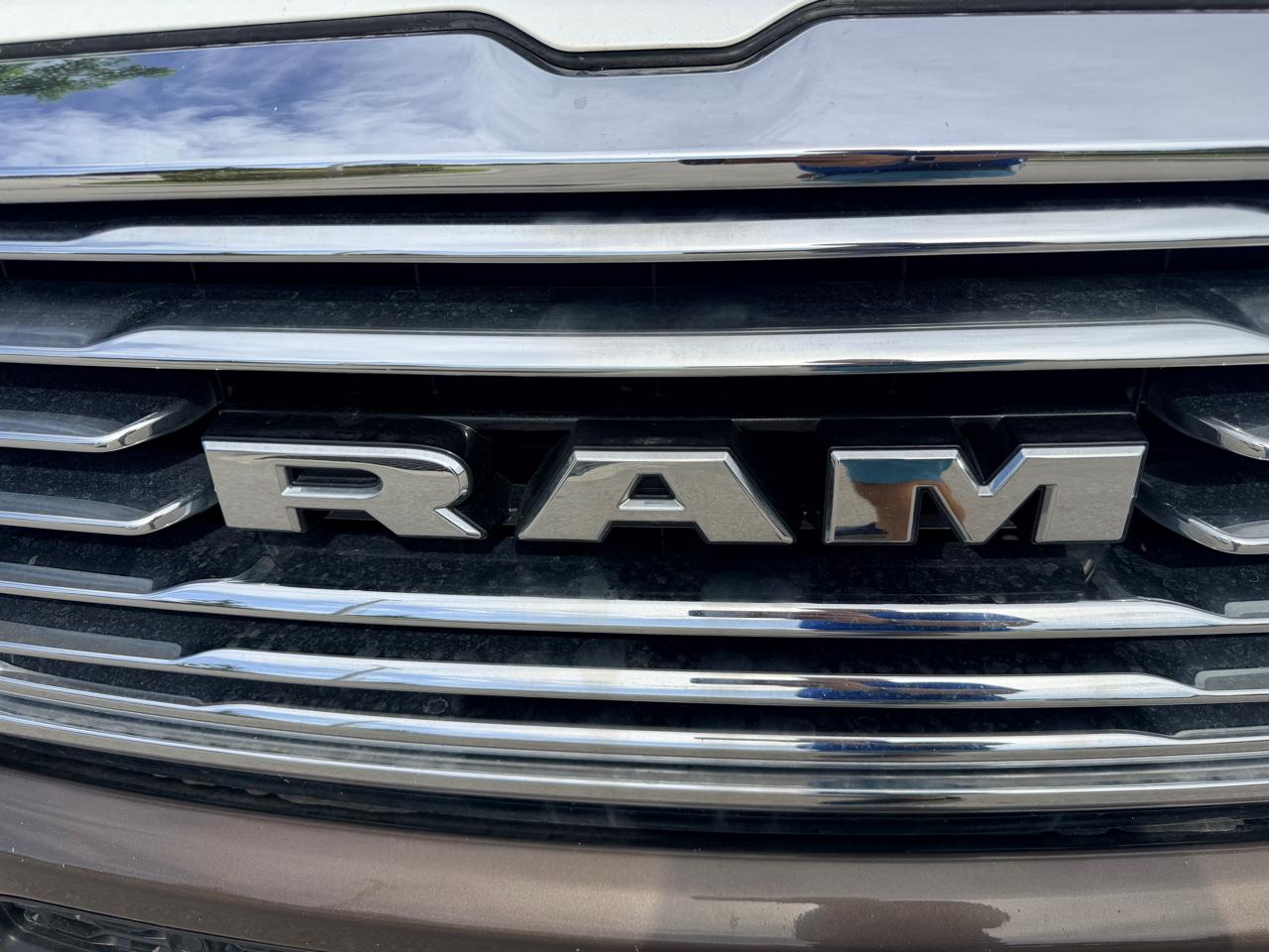 RAM 1500 Longhorn Crew Cab SWB 4WD 2020