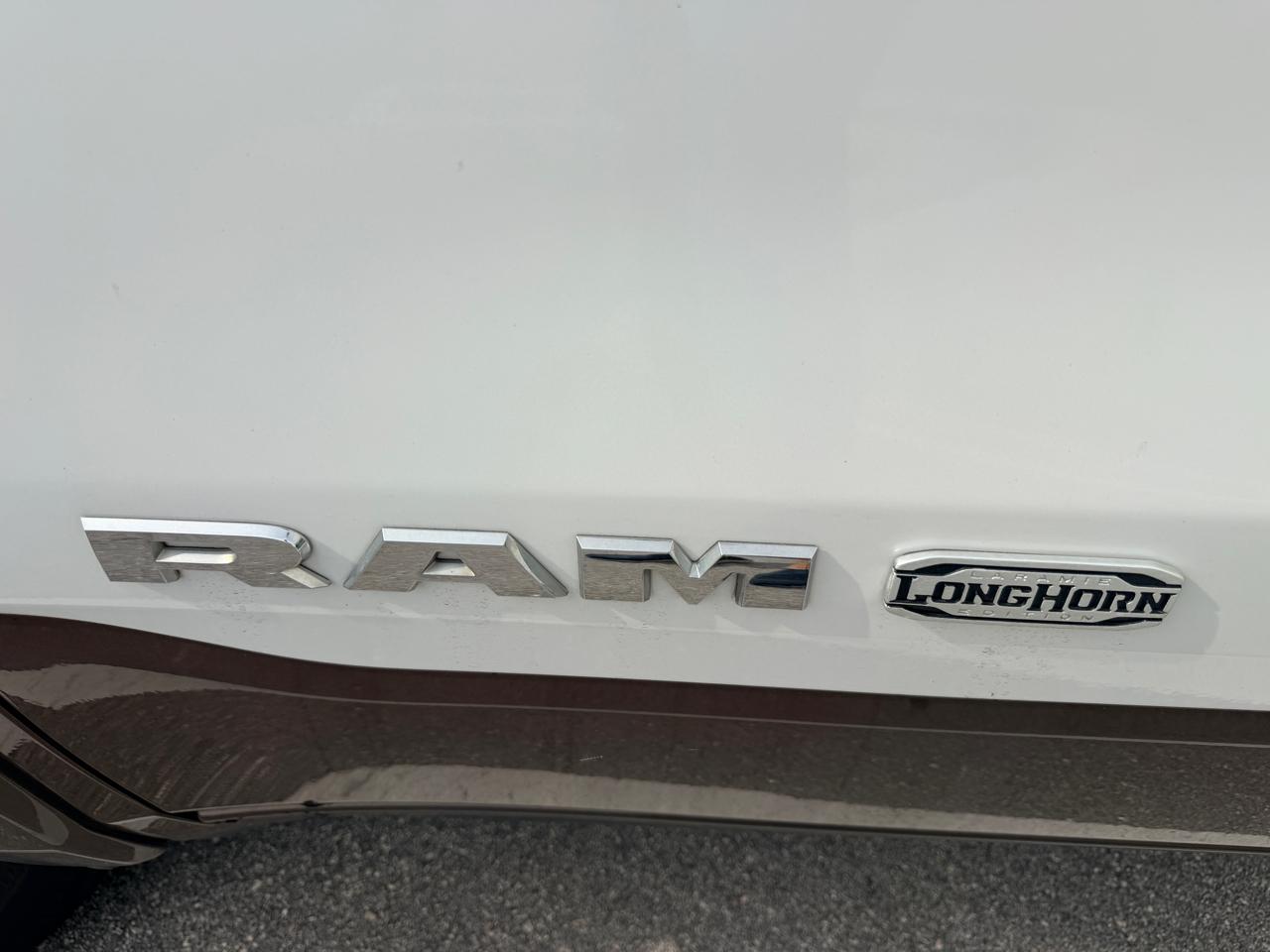 RAM 1500 Longhorn Crew Cab SWB 4WD 2020