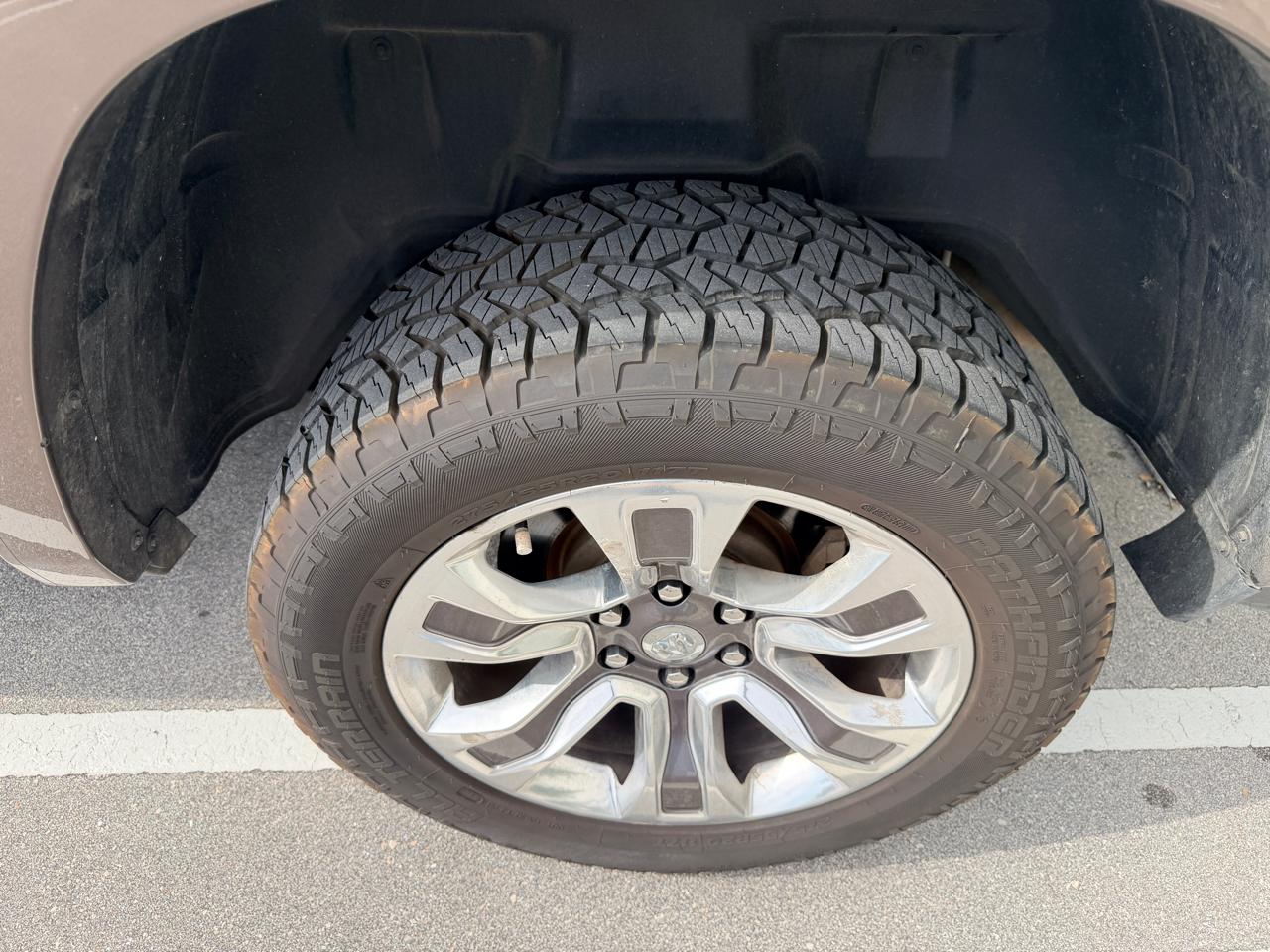 RAM 1500 Longhorn Crew Cab SWB 4WD 2020