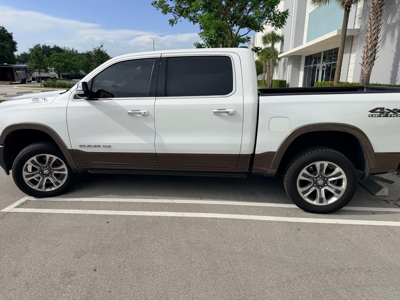 RAM 1500 Longhorn Crew Cab SWB 4WD 2020